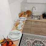 Apartament Kiki's *