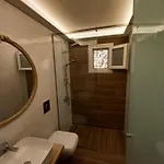 Kiki's * Barbati