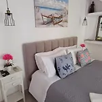 Kiki's Apartament