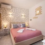 Apartament Kiki's
