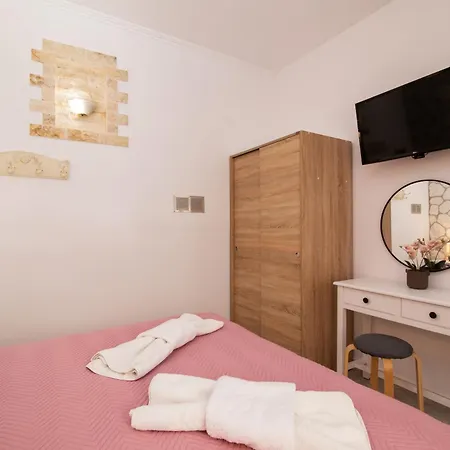 Kiki's Apartament Barbati